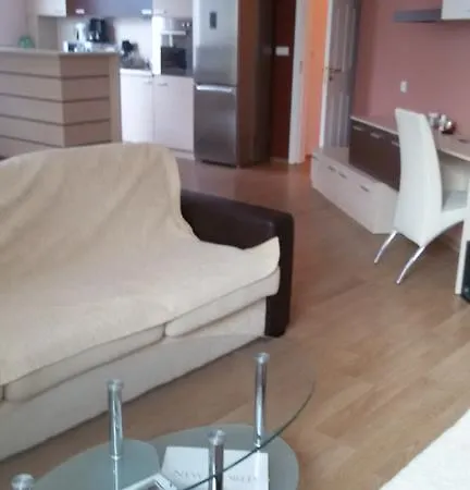 Apartment Saints Constantine And Helena 公寓 *